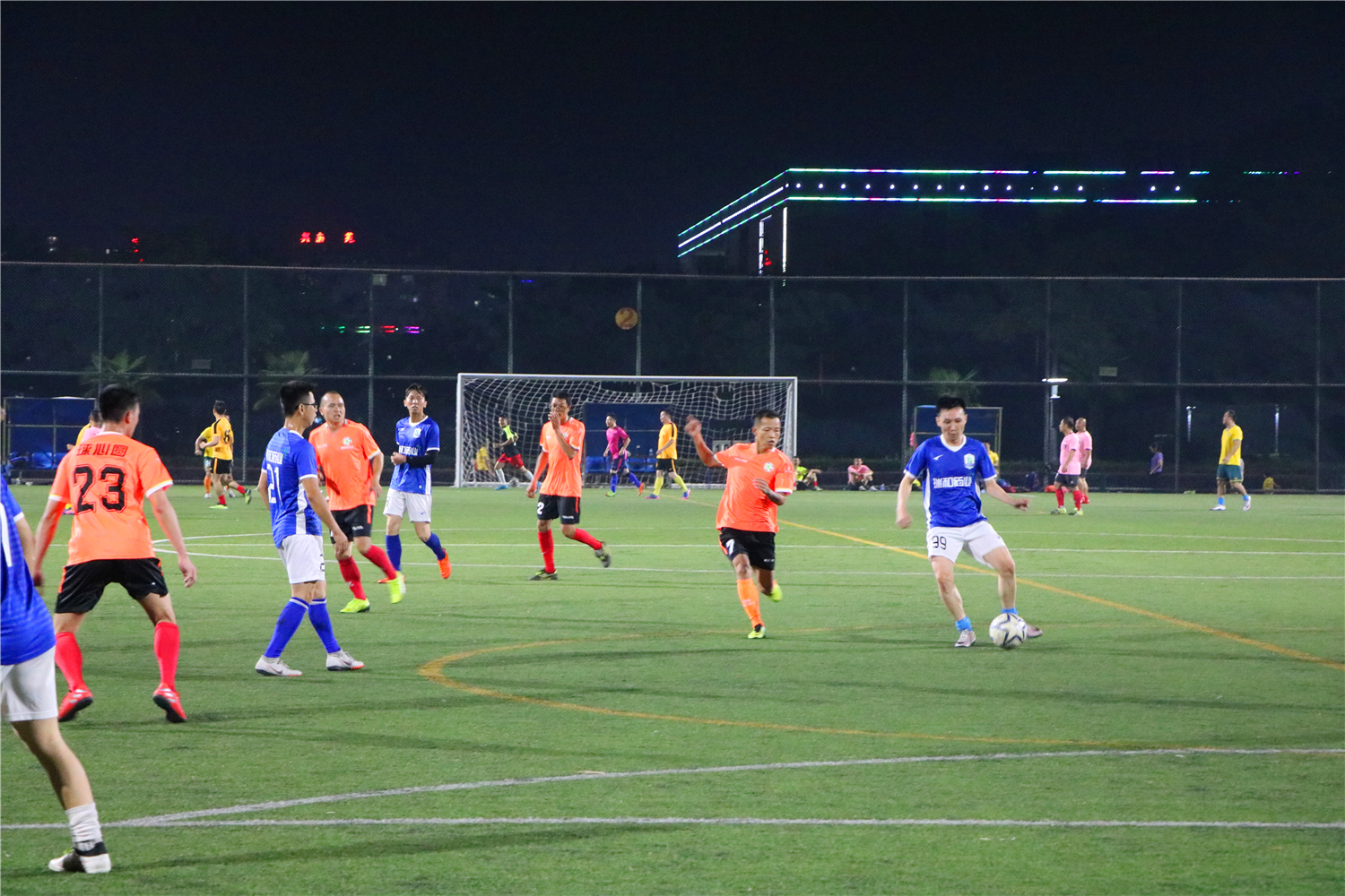 雷火电竞网站-亚洲名将力挽狂澜，球队斗志昂扬的简单介绍