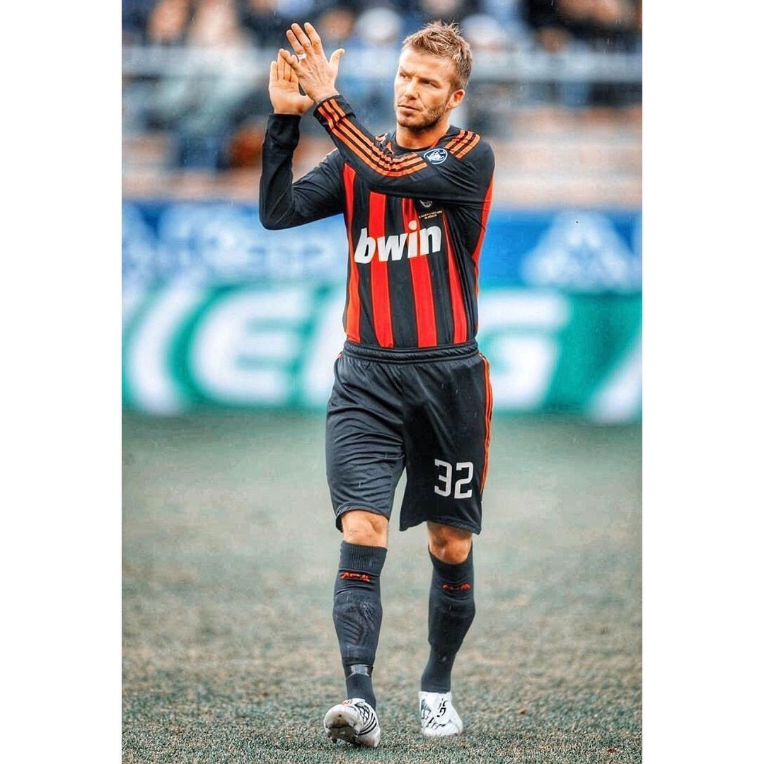 雷火电竞下载-杜塞尔多夫球员承诺竭尽全力为球队效力的简单介绍