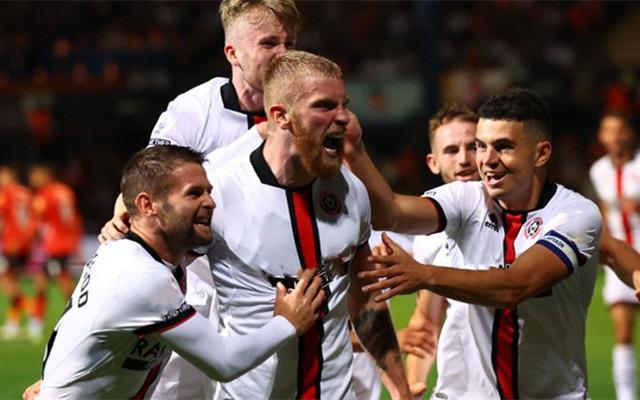 谢周三艰难逼平哈德斯菲尔德,继续保持不败的简单介绍 谢周三艰难逼平哈德斯菲尔德,继续保持不败的简单介绍