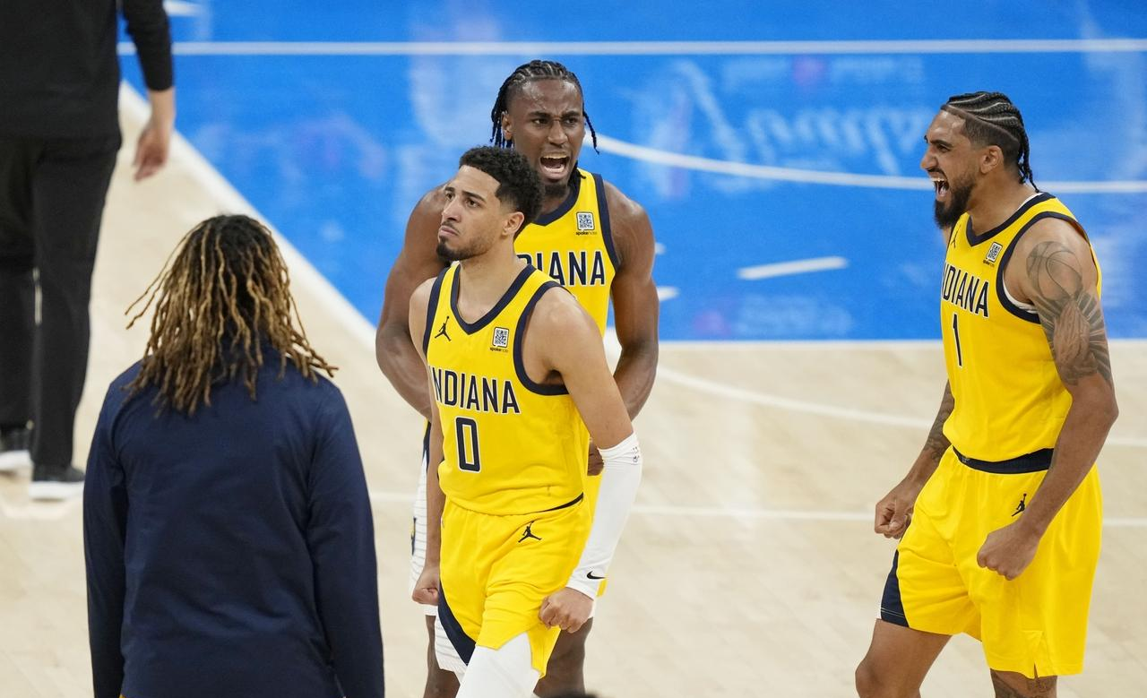 关于步行者球员全力备战,迎接挑战努力训练的信息 关于步行者球员全力备战,迎接挑战努力训练的信息