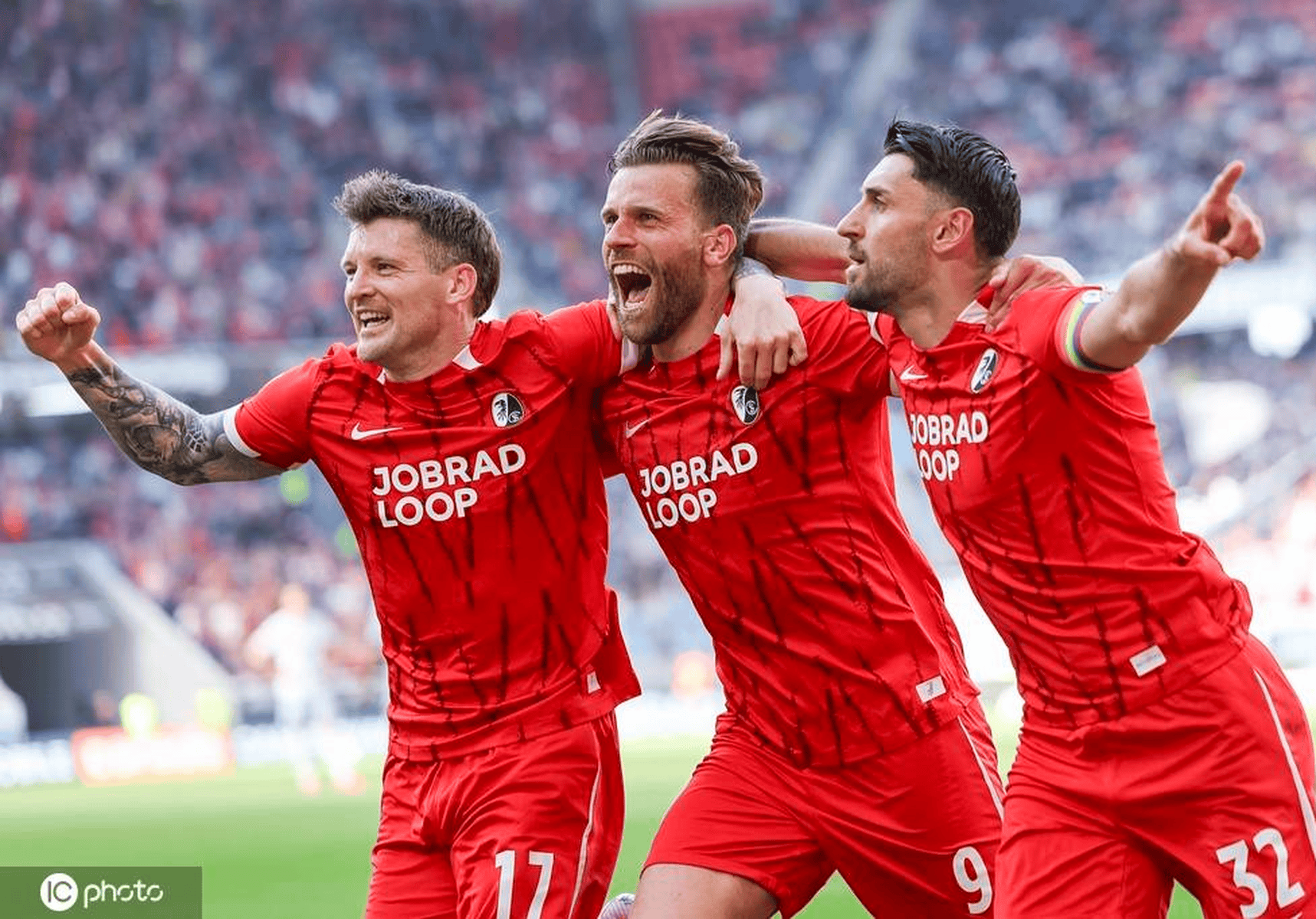 弗赖堡与霍芬海姆的激烈对抗 弗赖堡与霍芬海姆的激烈对抗