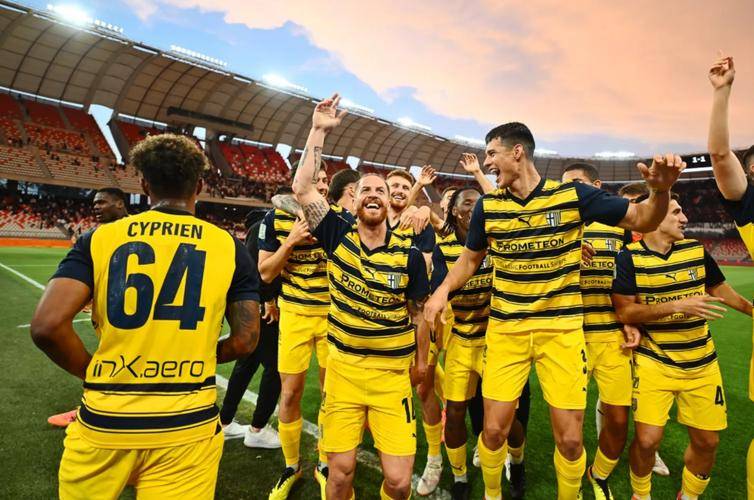 雷火电竞官网-尤文图斯客场逼平帕尔马，继续领跑积分榜的简单介绍