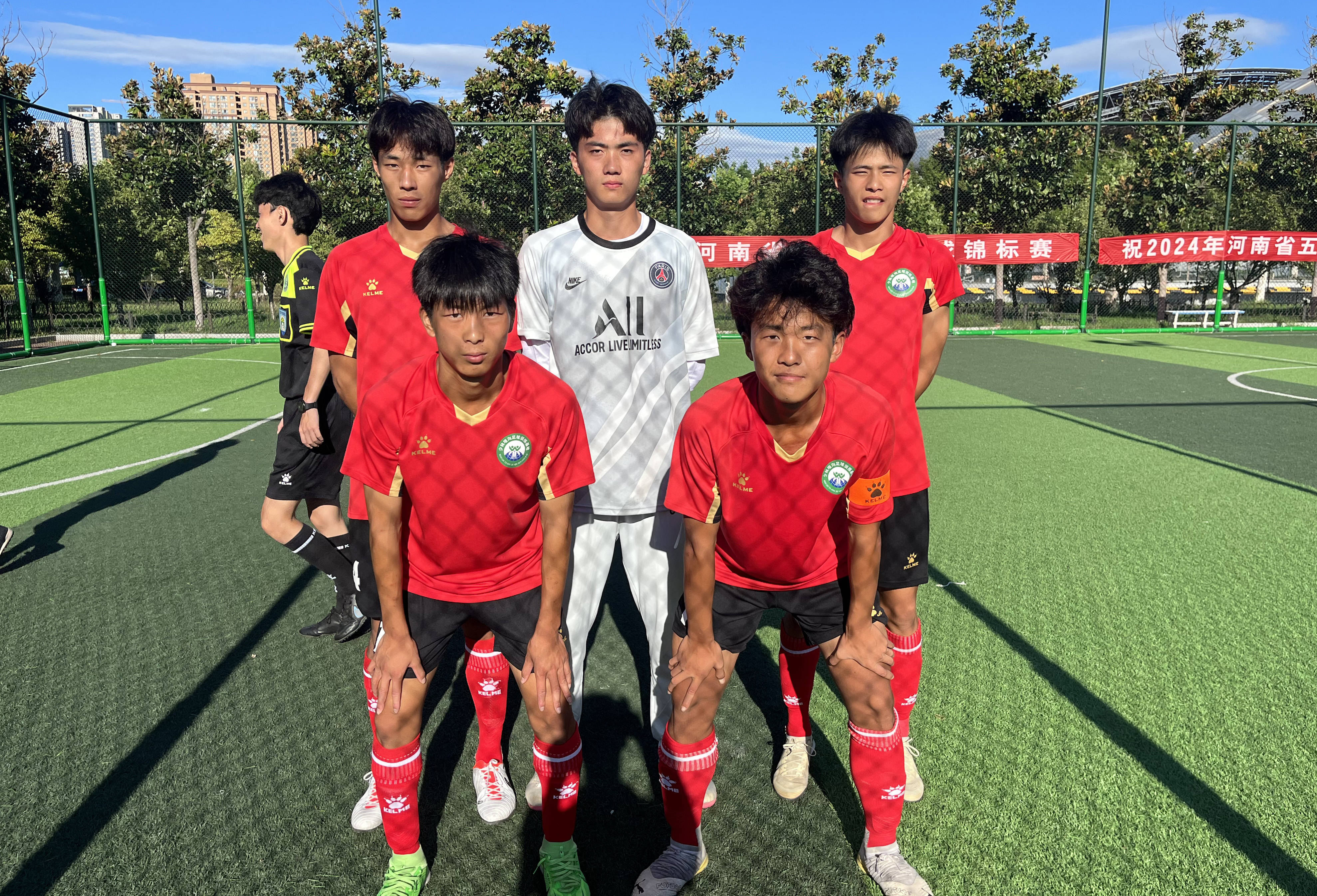 足球锦标赛上一场关键胜利的球队揭晓的简单介绍 足球锦标赛上一场关键胜利的球队揭晓的简单介绍