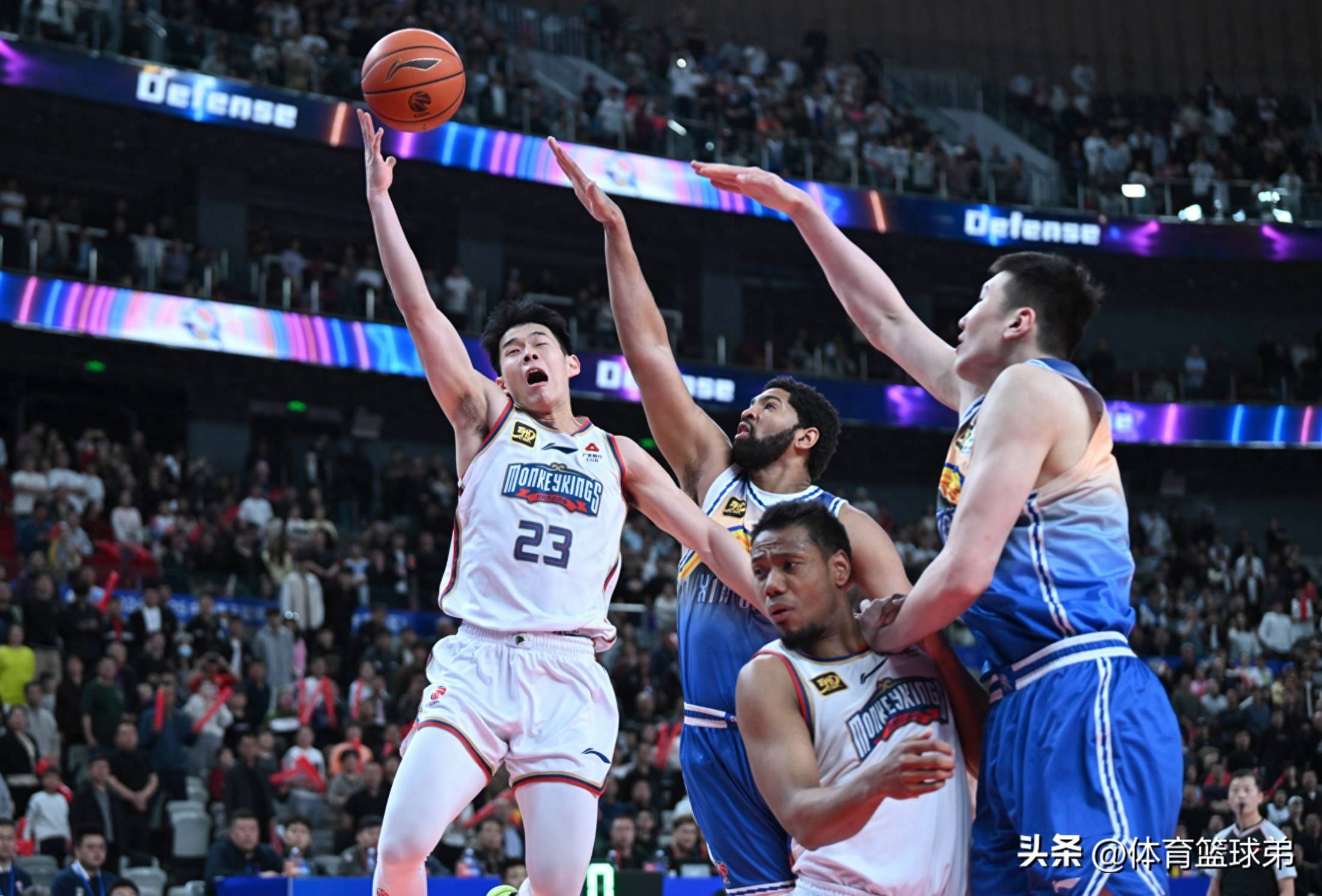 雷火电竞网站-辽宁队大胜黑龙江队，全面掌控节奏的简单介绍