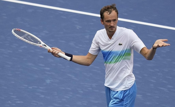 雷火电竞下载-关于法网险胜美网，梅德韦杰夫点燃赛场的信息