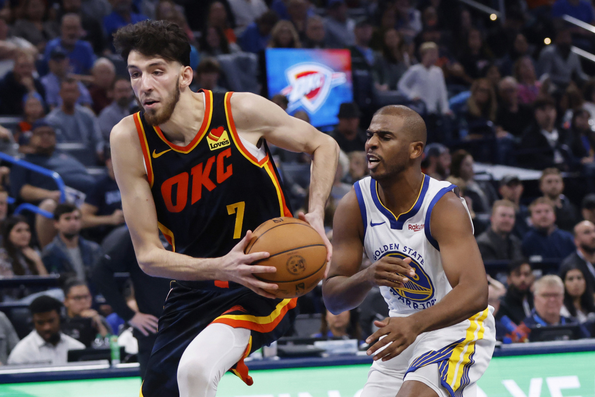 天津队翻盘雷霆,克莱带队取胜 天津队翻盘雷霆,克莱带队取胜