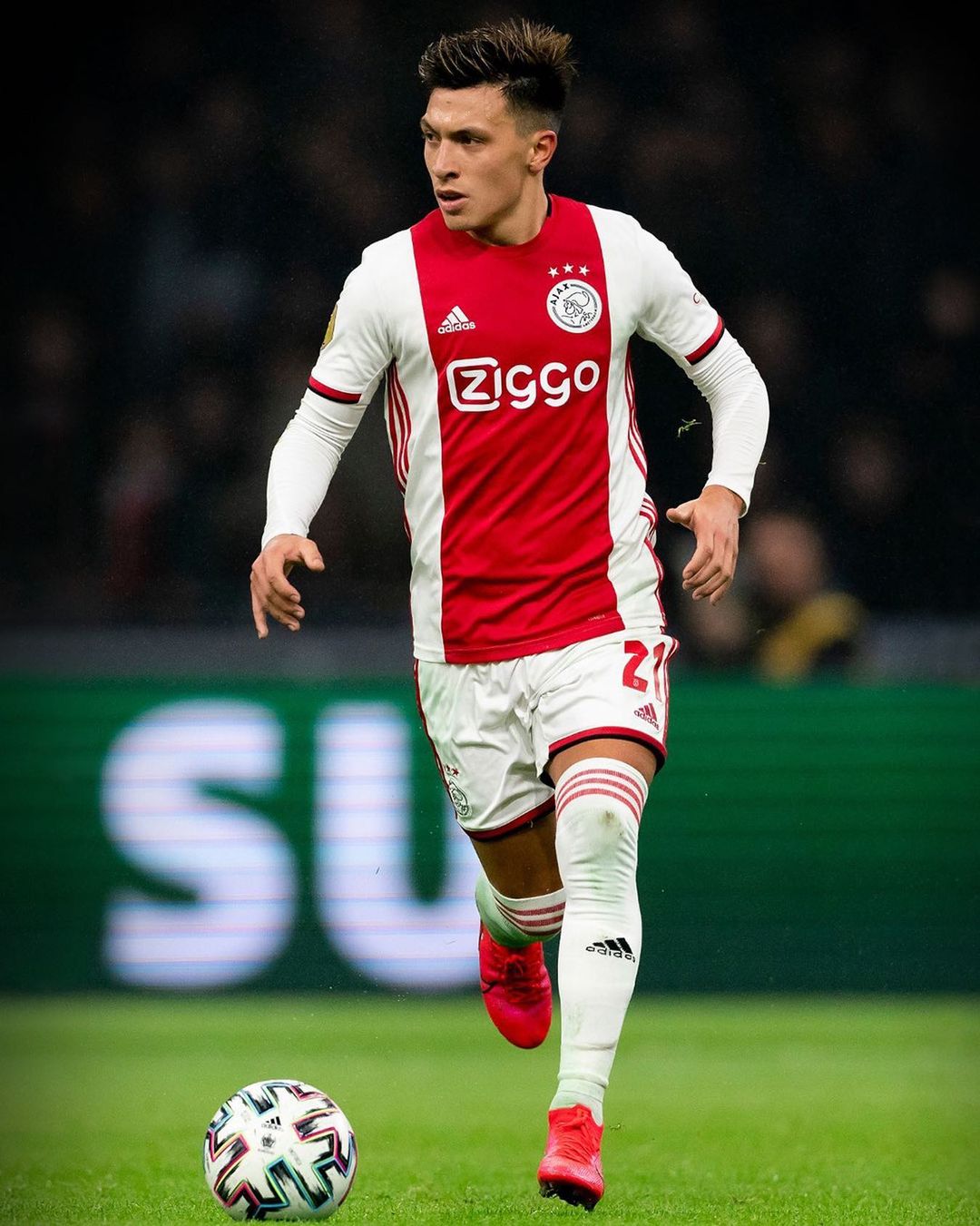 阿根廷力克马赛，马丁内利惊艳四座的简单介绍