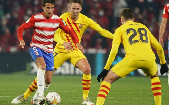 雷火电竞入驻-查尔顿主场逼平对手，目前保级压力减轻