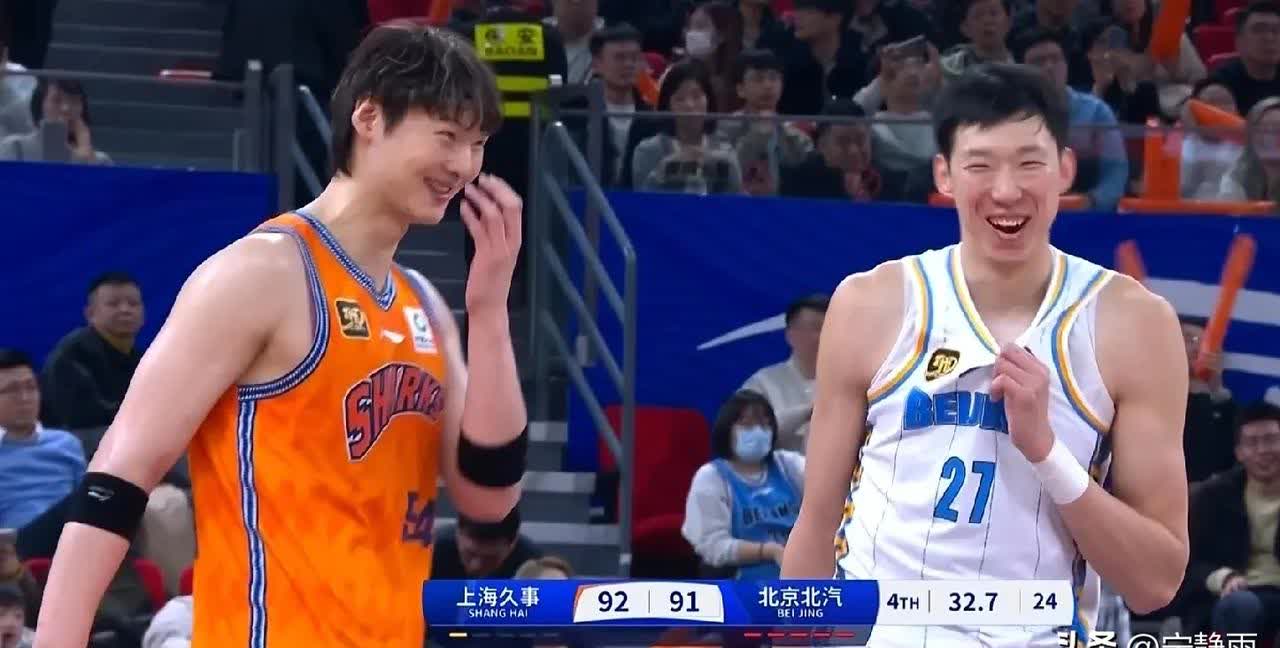 雷火电竞-湖人险胜福建队，周琦状态火热