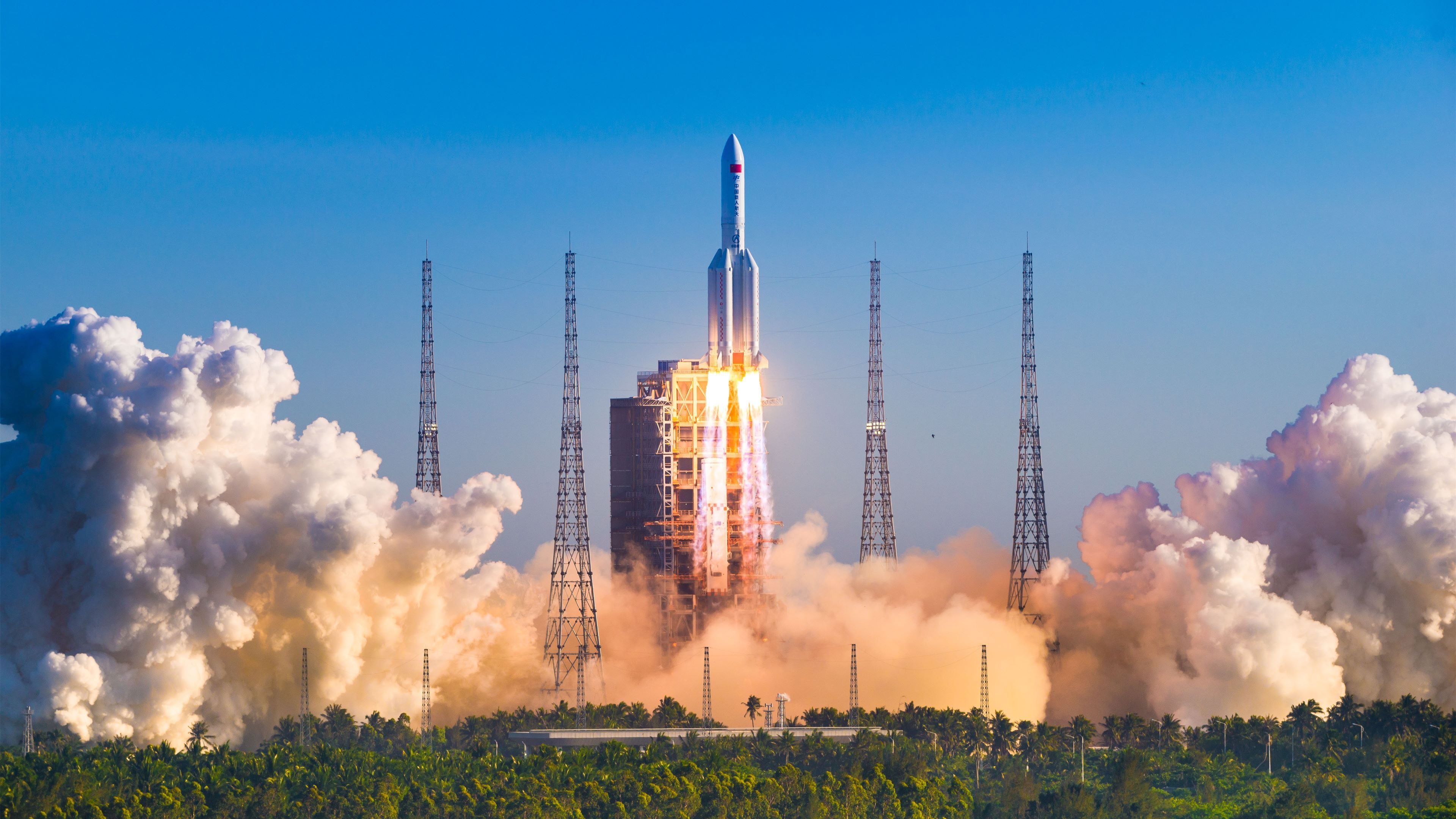 雷火电竞亚洲先驱-欧冠半决赛之夜，亚洲孤勇者—孙兴慜的无声加冕