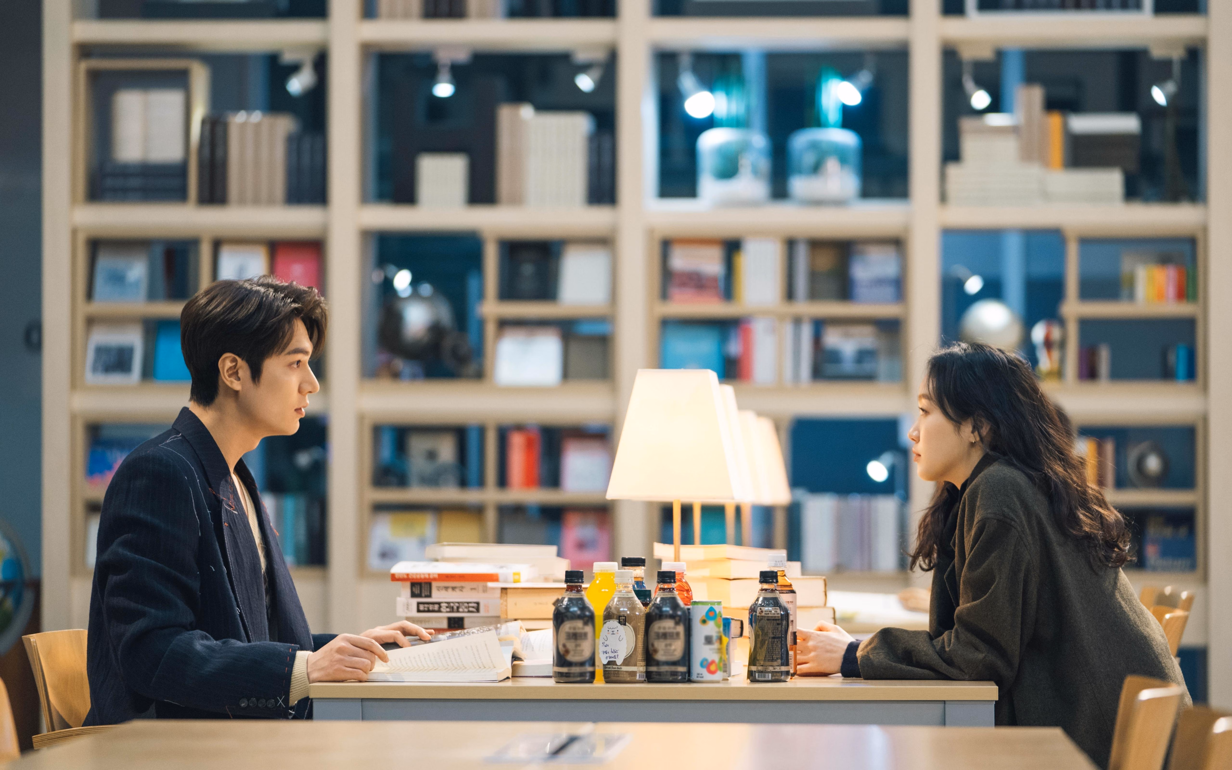 防守黑洞，当米切尔让山西的每一次进攻都消失在广东的防线深渊