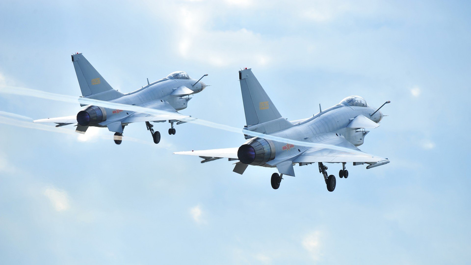 雷火电竞合作-数据风暴中的孤勇者，拉什福德全面爆发如秘鲁争冠战，一人之力胜出利物浦体系