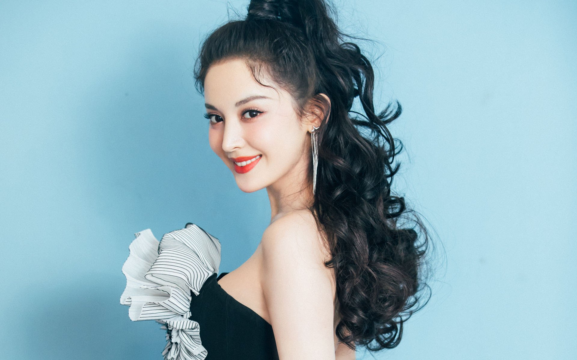 虚拟战报，当新疆队跨越时空速胜公牛，杜兰特如何惊艳四座