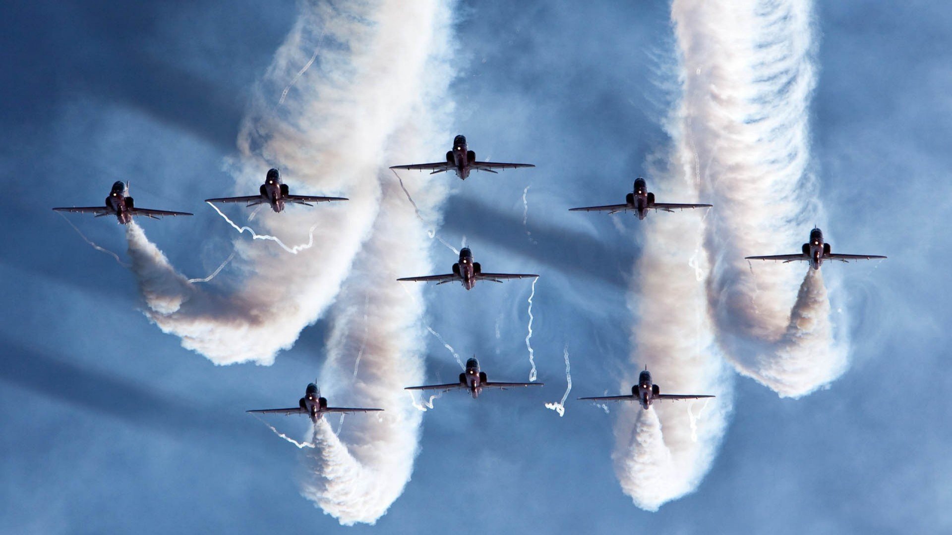 连续得分与单圈统治，厄瓜多尔与基耶萨诠释的掌控力哲学